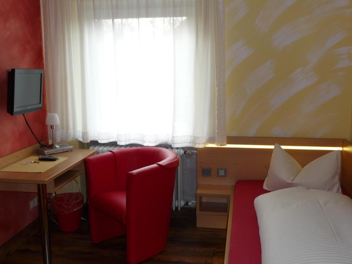 Hotel Garni Und Apartments Zur Krone Hilpoltstein Cameră foto